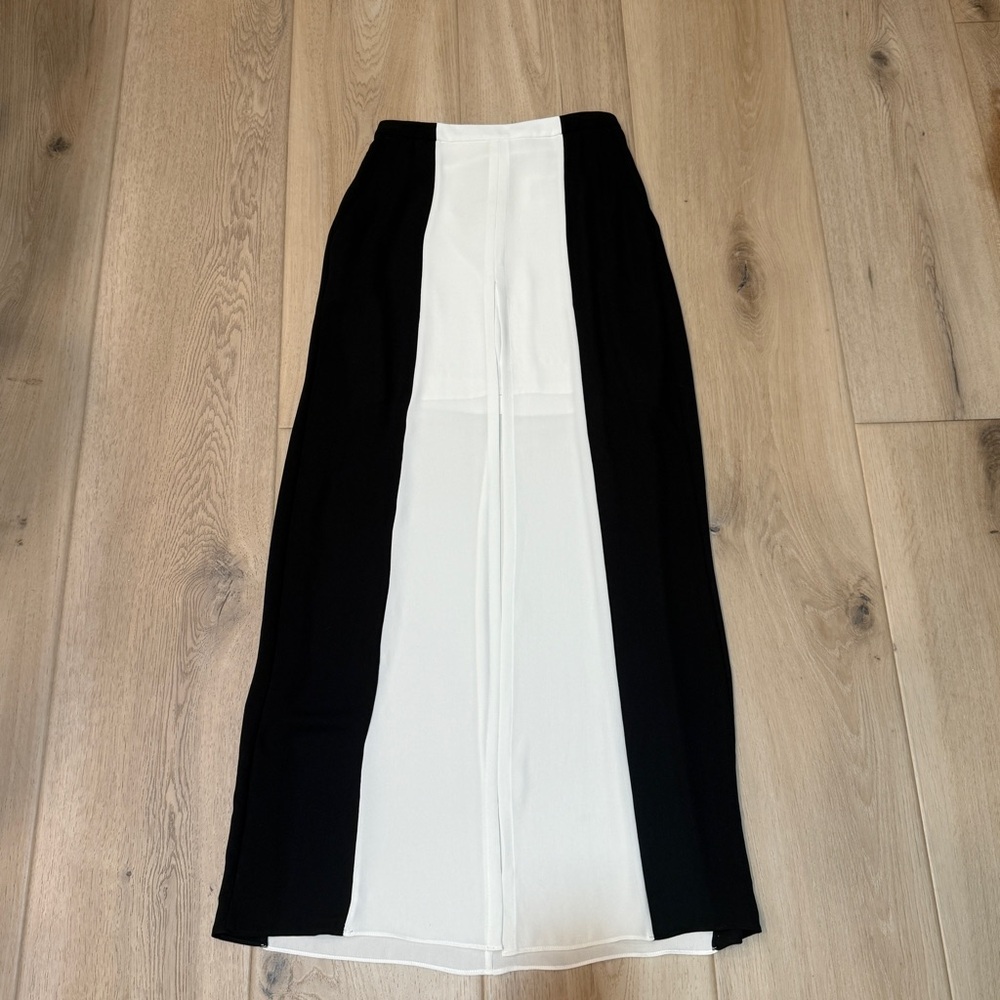 BCBGMaxAzria Black and White Maxi Skirt